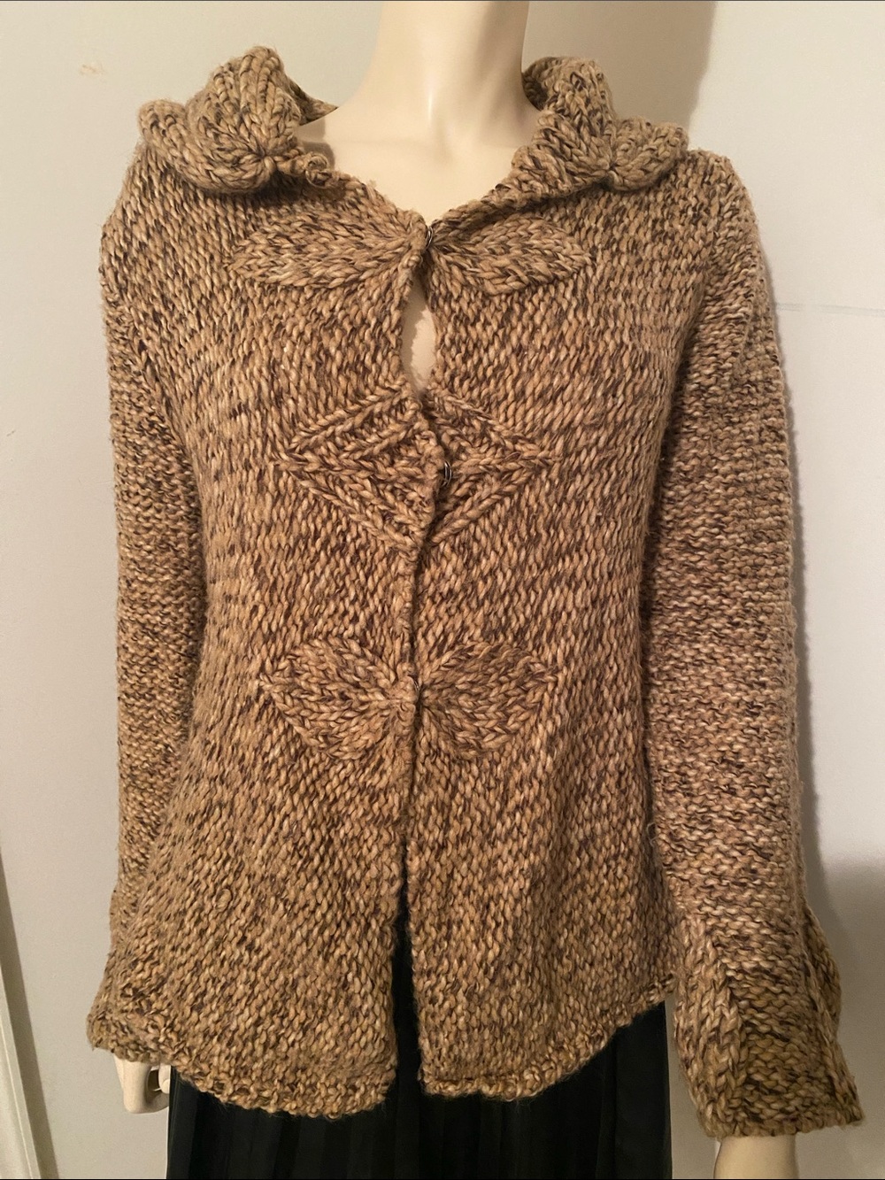 Cozy Marled Tan Leaf-Accent Knit Cardigan